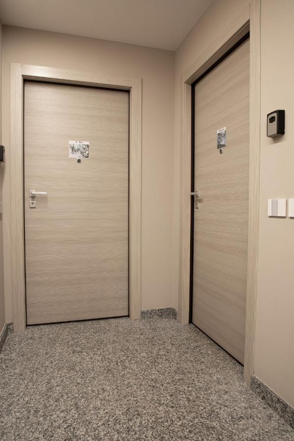Appartamenti Del Borgo Borgosesia Exteriör bild