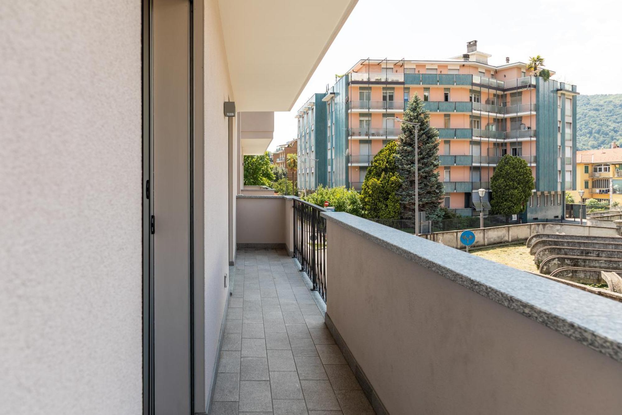 Appartamenti Del Borgo Borgosesia Exteriör bild